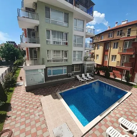 Apartment Апартаменти Азалия