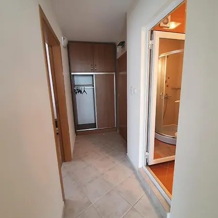 Apartment Апартаменти Азалия